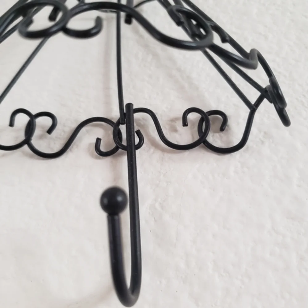 WIRED DRESS HOOK KEY HOLDER ⭐